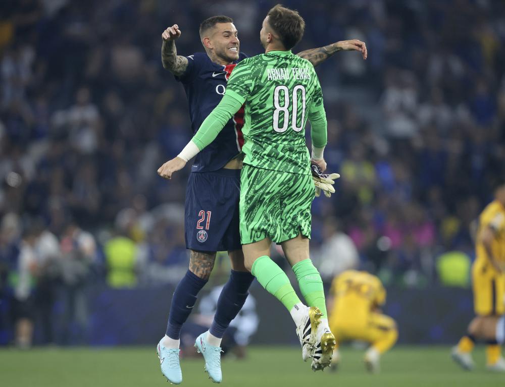 东体：莱昂纳多正进行恢复训练，加布里埃尔也尚未参加合练